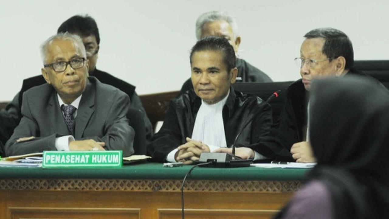 Kesaksian istri muda Gubernur Gatot di sidang OC Kaligis