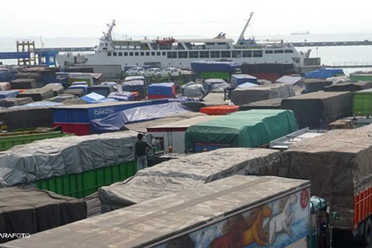 pelabuhan-merak-130604b.jpg