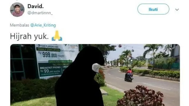 Meme Kocak Protes Patung Putri Duyung Ancol Ditutupi Kain