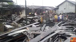 Citizen6, Banjarmasin: Kebakaran di Gang Sepakat RT 13/15 Teluk Tiram Darat, Banjarmasin. (Pengirim: Ibe Pademawoe)