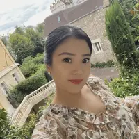 Valencia Tanoesoedibjo kerap bagikan potret dirinya di masa kehamilan. Pesona memikat yang menjadjikan didukung dengan gaya stylish-nya. [Foto: Instagram/ @Valencia Tanoesoedibjo]