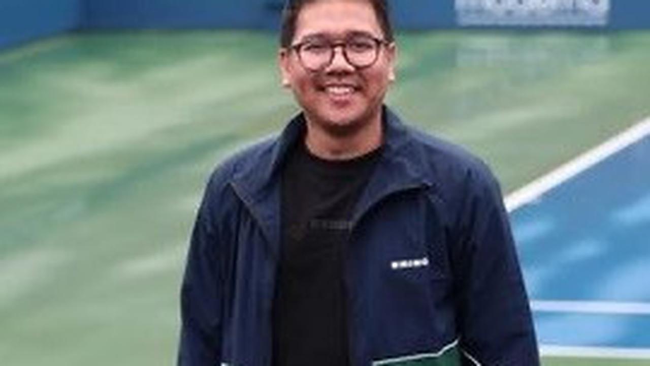 Pemilik nama lengkap Muhammad Iman Usman ini sudah menelurkan sebuah karya berbentuk buku. Buku Masih Belajar menjadi karya tulisnya yang sudah dipublikasikan dibeberapa media masa.
