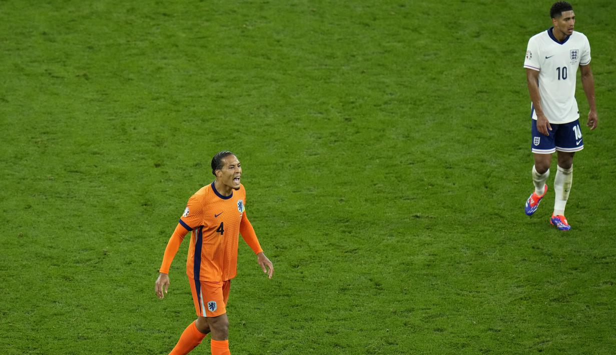 Kekalahan Belanda dari Inggris di Euro 2024 sulit diterima oleh Virgil van Dijk.  (AP Photo/Hassan Ammar)