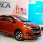 Daihatsu Ayla mengalami penyegaran baik dari sisi desain eksterior, interior hingga mesin. (Arief/Liputan6.com)