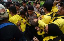 Imbas Demo BEM UI, Jalan Sudirman Menuju Bundaran HI Ditutup