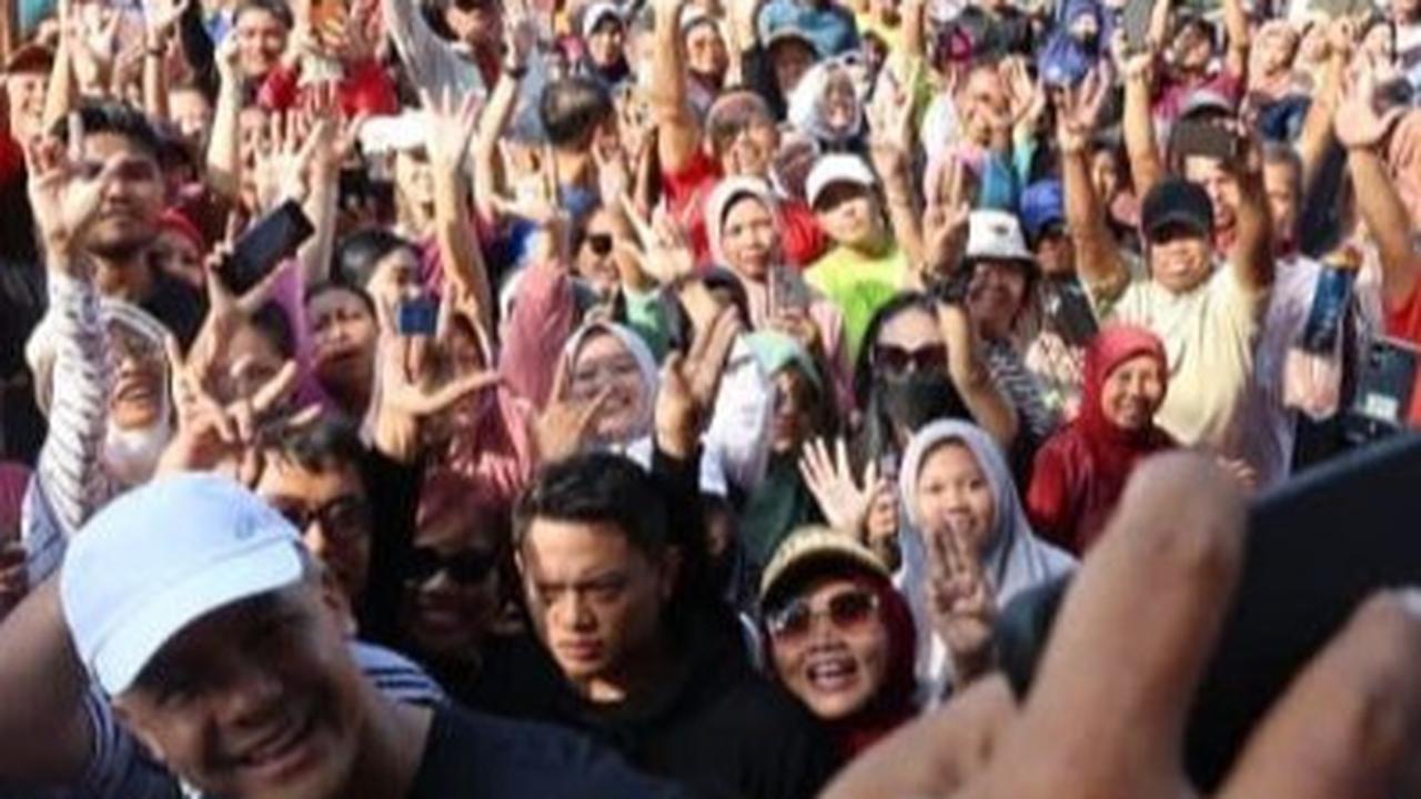 VIDEO: Detik-Detik Tegang! Pria Misterius Terobos Keamanan Ketat Ganjar Beri Reaksi Kejutan