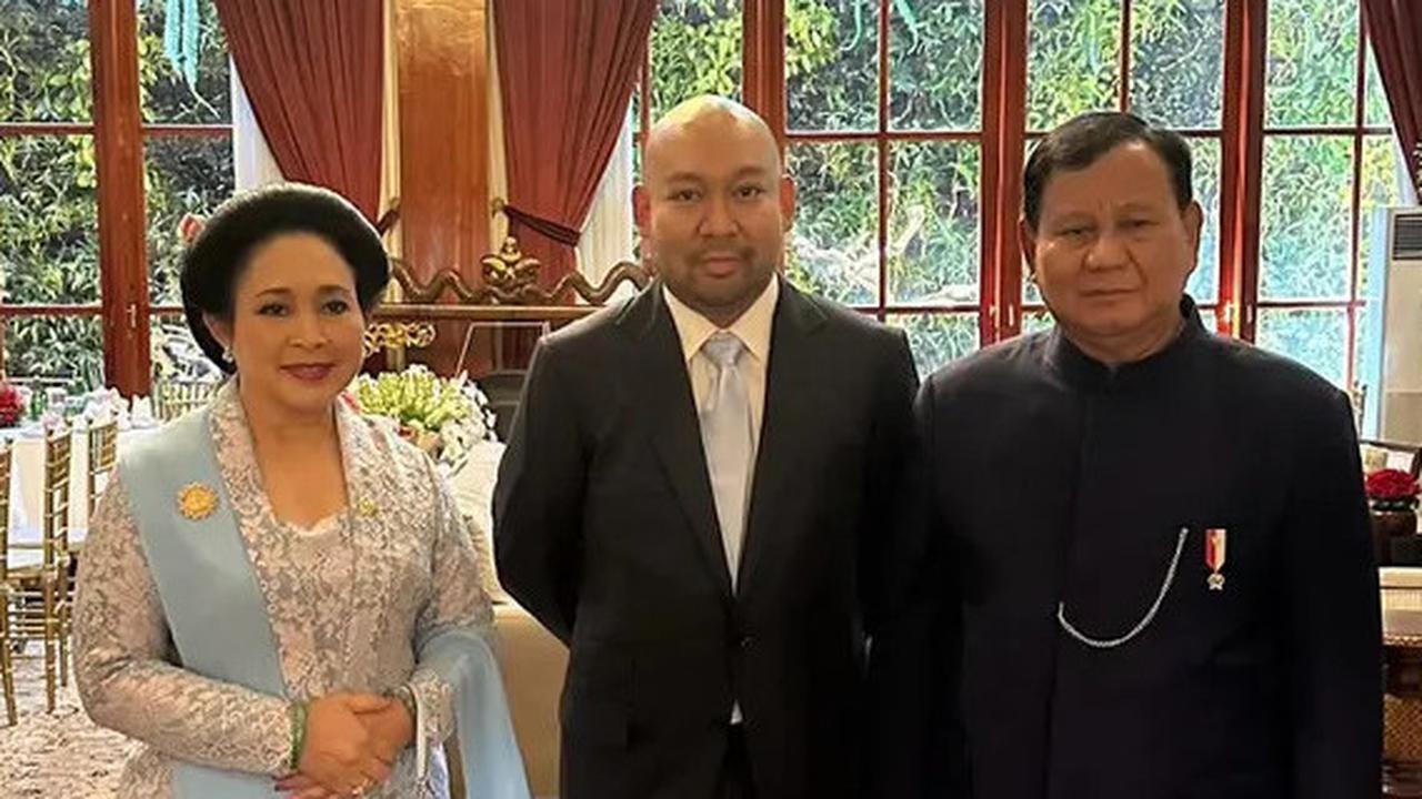 Senyum Malu-Malu Titiek Soeharto Saat Digoda Ibu-ibu, 'Bu Balikan Deui Bu, Semoga Jadi Ibu Negara