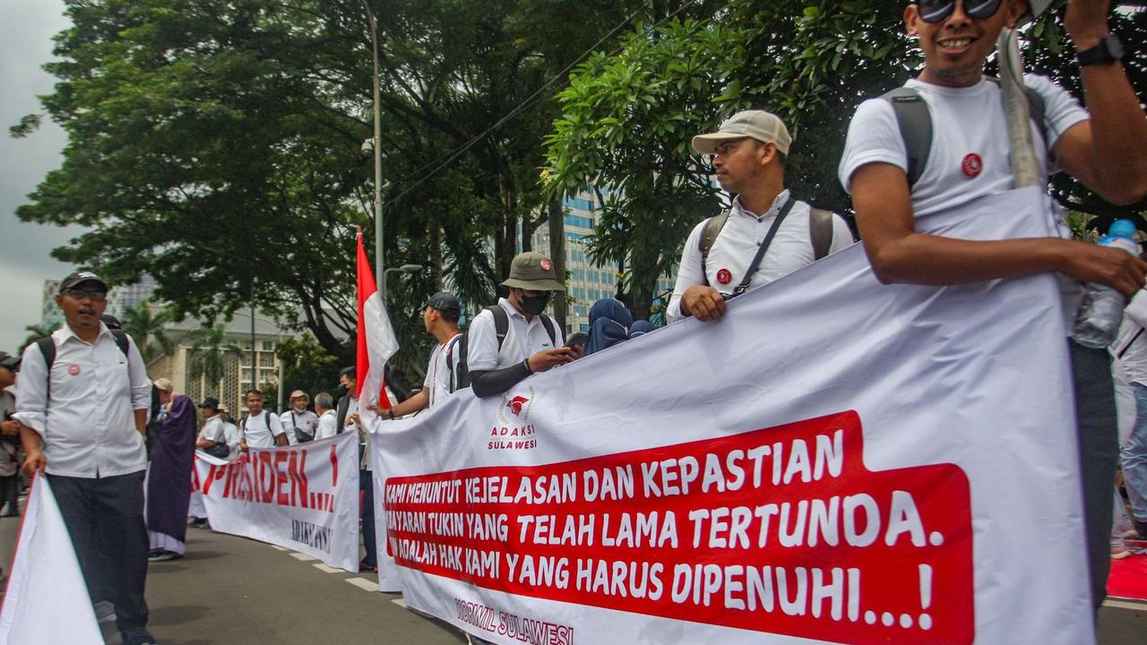 Aksi demo dosen tuntut pembayaran tukin
