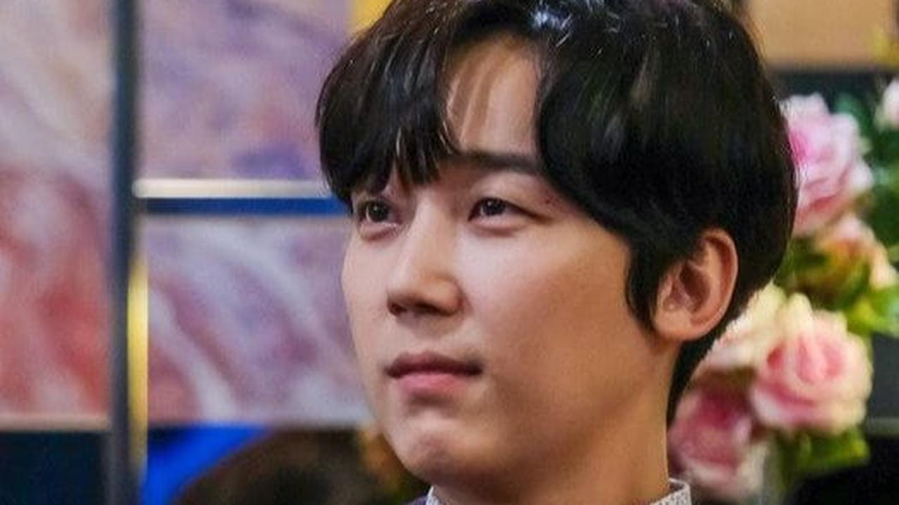 7. Yang Jin Mo (Diperankan oleh Yoon Jong Hoon)