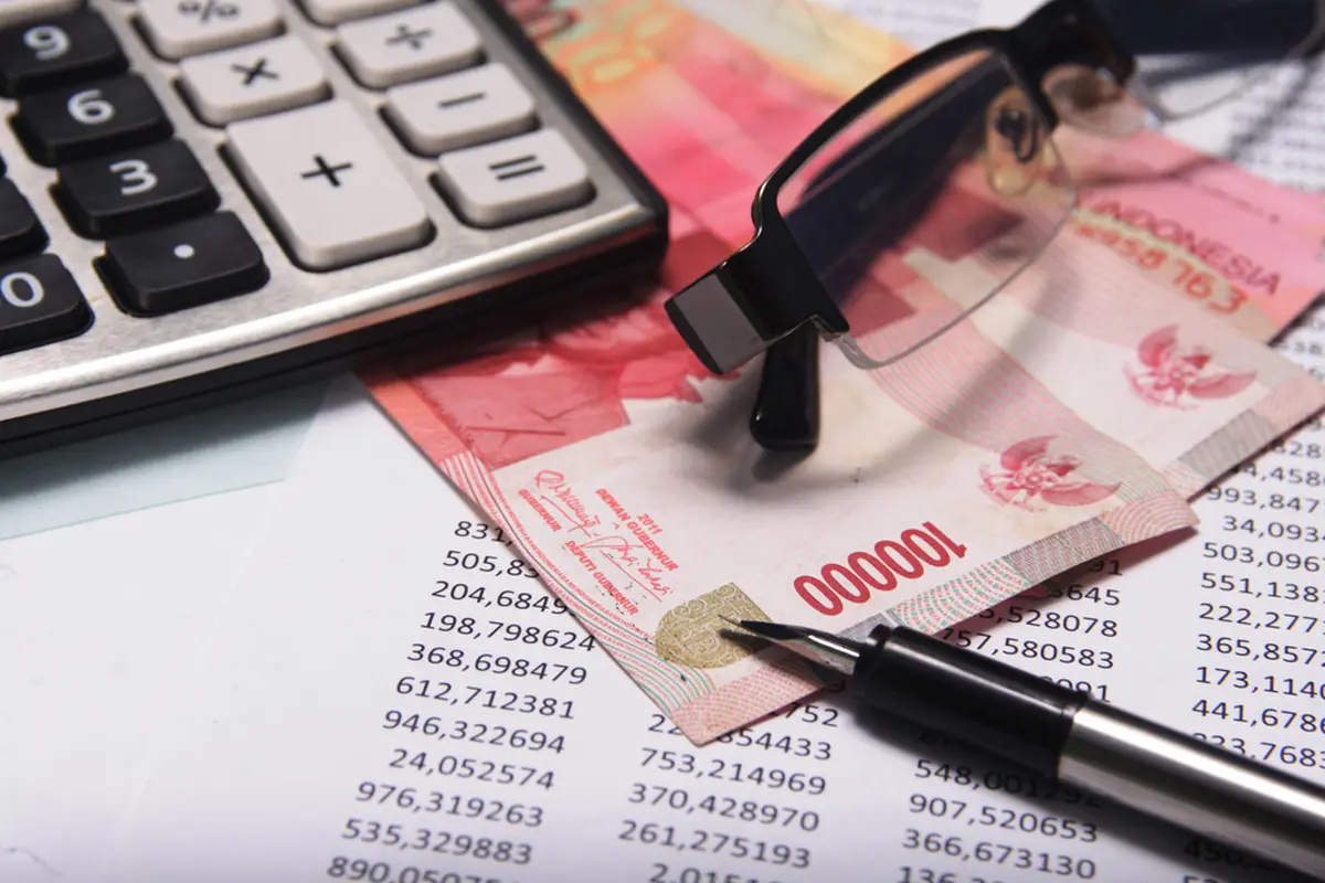 Badai PHK Masih Berlanjut, Apa Dampak Kenaikan PPN 12% Bagi Kalangan Menengah ke Bawah?