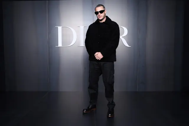 Adu Gaya Artis Pria di Dior Men's Winter 2025-2026 Shwo dari Nam Joo ...
