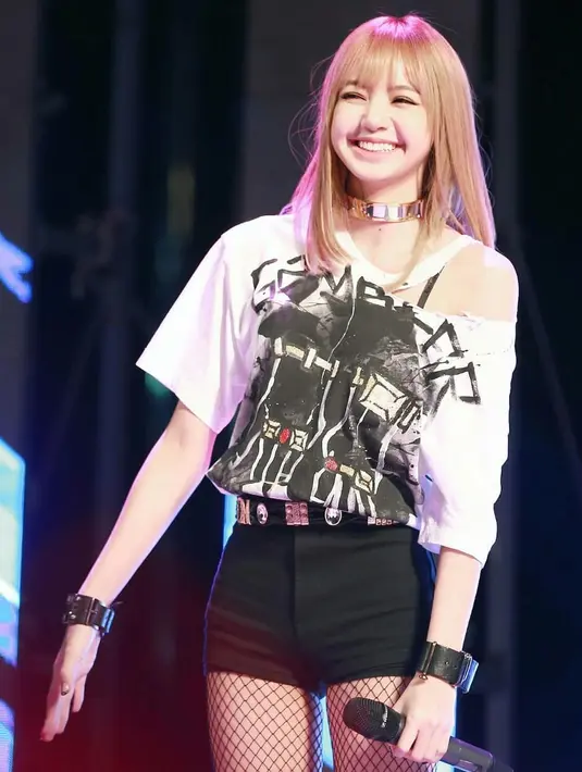 (Instagram/lisa.blackpink)