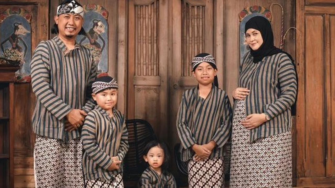 Innalillahi Wainnalillahi Rojiun Ade Jigo Berduka, Anak ke-4 Meninggal Dunia di Dalam Kandungan