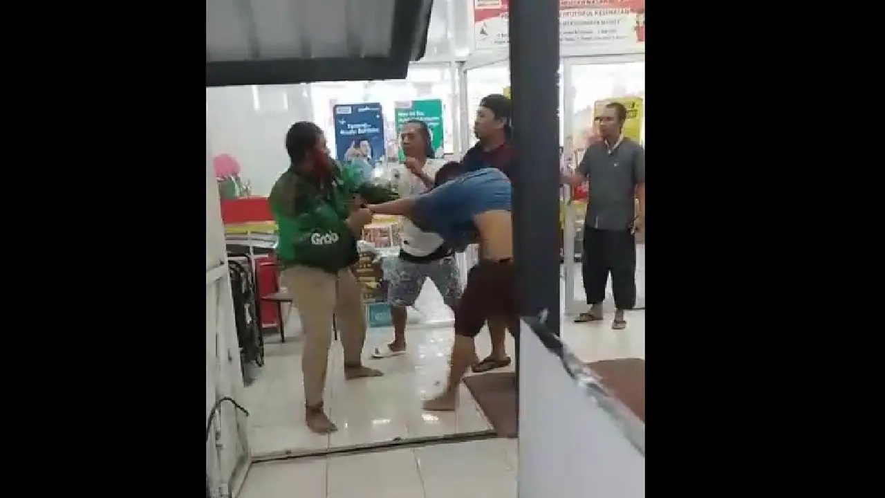 Pengeroyokan Pengemudi Ojol
