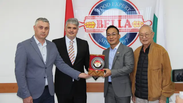 Produksi Rendang di Bulgaria, Diplomasi Gastronomi Ala Dubes Iwan Bogananta