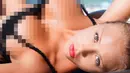 Daniella Chavez menerangkan bahwa Ronaldo belum pernah tidur dengan model Playboy sebelum berkencan dengan dirinya. (Facebook.com/Daniella Chávez)