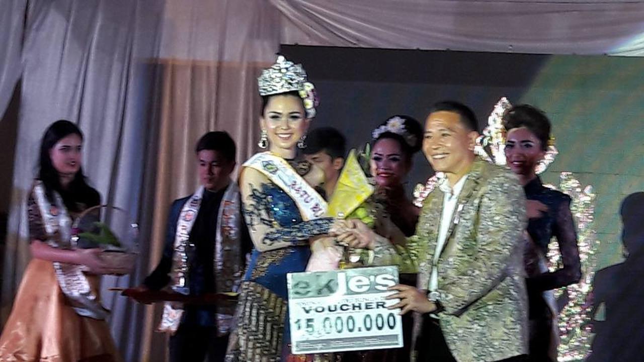 Gadis Manis Minahasa Raih Gelar Ratu Bunga Nusantara 2017 