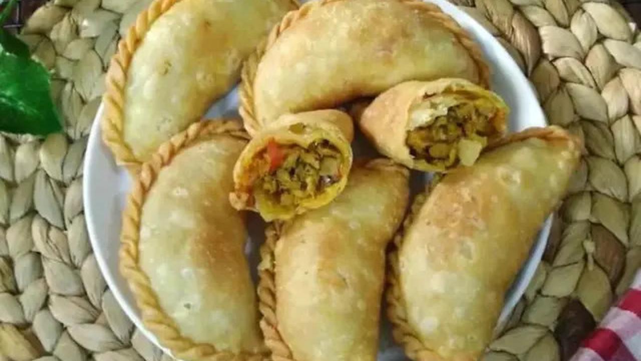 3 Resep Kreas Pastel Aneka Isi dari Abon sampai Tuna Buat Teman Kudapan