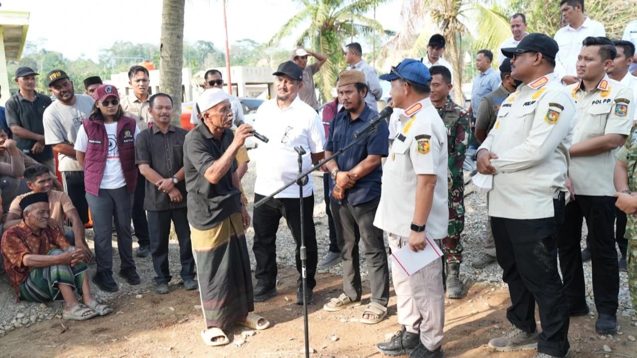 Kasatgas Tito Karnavian meninjau langsung kondisi pengungsi di Kabupaten Aceh Tamiang