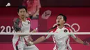 Pertandingan semifinal bulu tangkis ganda putra berlangsung antara Mohammad Ahsan dan Hendra Setiawan melawan Lee Yang dan Wang Chi-Lin dari Chinese Taipei. Ahsan/Hendra diunggulkan secara peringkat, namun Lee/Wang berhasil memenang di pertemuan terakhir mereka. (Foto: AP/Dita Alangkara)