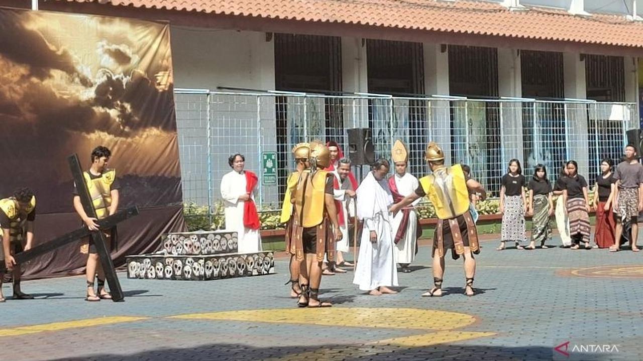 Visualisasi Jalan Salib Cililitan Angkat Pesan Pertobatan Ekologis dalam Perayaan Paskah 2026