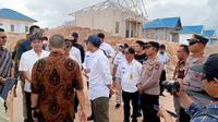 Menteri Transmigrasi Muhammad Iftitah Sulaiman melakukan kunjungan ke Rempang Eco City. (Foto: Liputan6.com/Ajang Nurdin)
