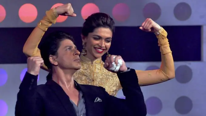 Deepika Padukone dan Shah Rukh Khan