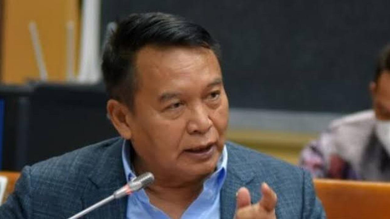 Ditanya Mayor Teddy Naik Pangkat, TB Hasanuddin Kutip Panglima TNI: Harus Keluar dari Prajurit!