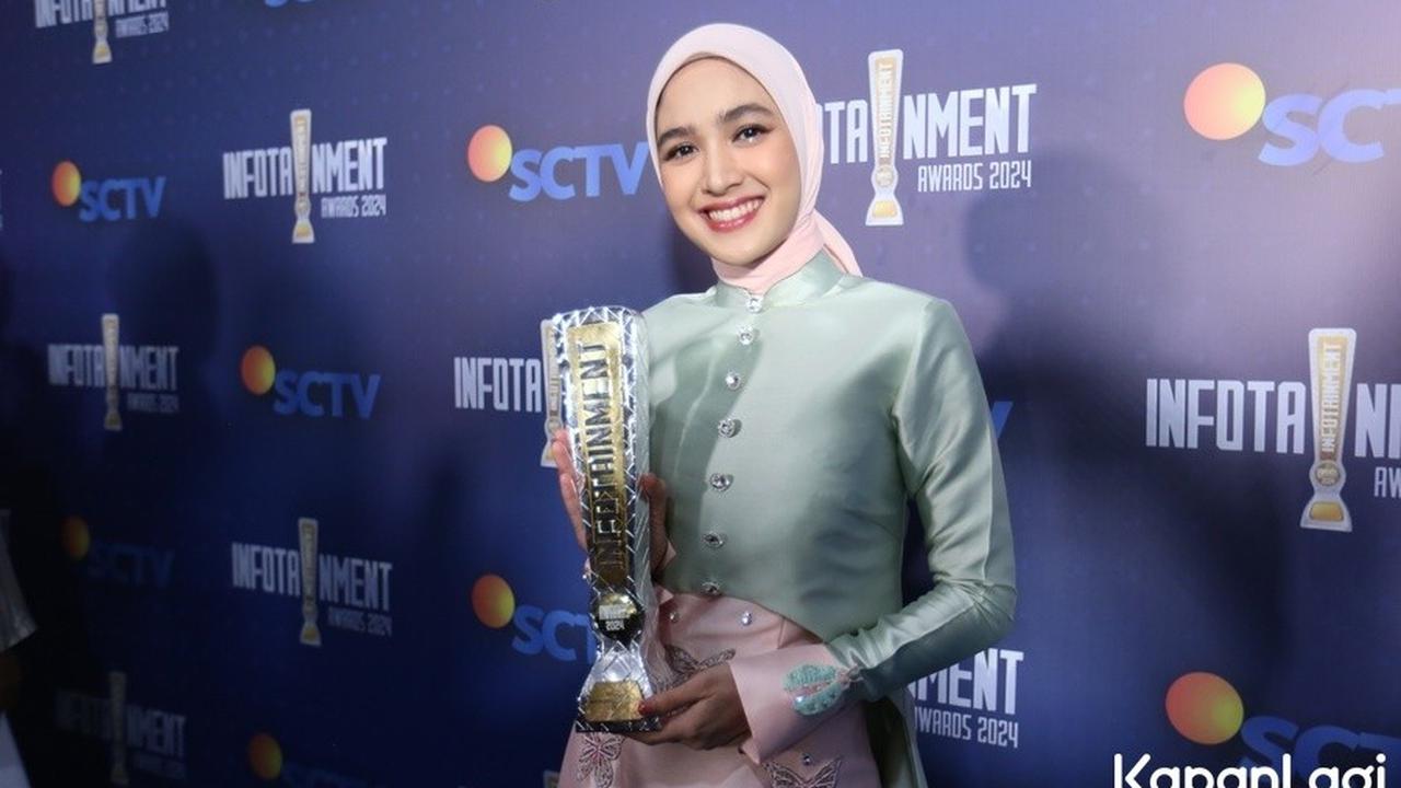 "Alhamdulillah diberikan kesempatan dikasih apresiasi lagi oleh Infotainment Awards, tahun ini dapet piala lagi, " sambungnya.