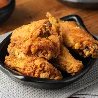 Ayam goreng tepung./Copyright&nbsp;freepik.com/author/wirestock