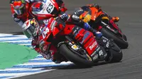 Pembalap Ducati, Andrea Dovizioso saat tampil pada lomba MotoGP Jerez, 19 Juli 2020. (AP Photo/David Clares)