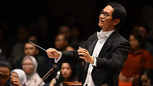 Twilite Chorus 30th Anniversary Concert. (ist)