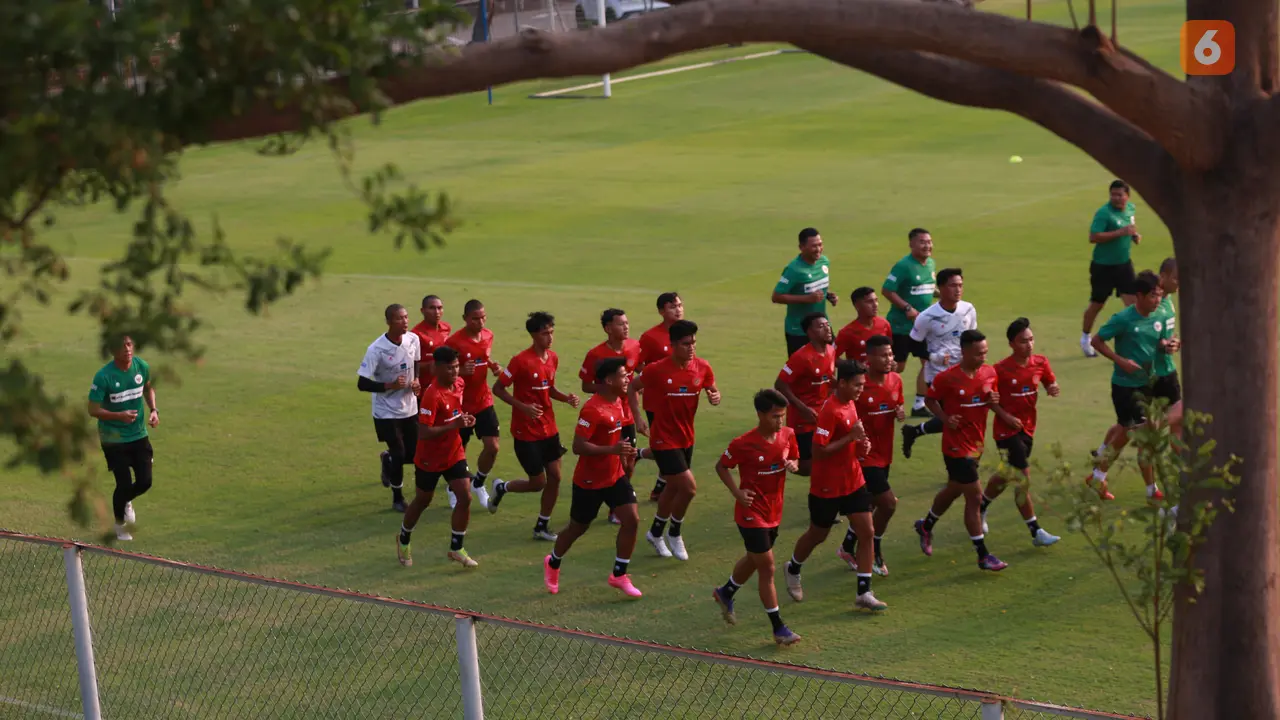 Foto: Timnas Indonesia U-23 Gelar Latihan Perdana untuk Piala AFF U-23, 6 Pemain Belum Bergabung