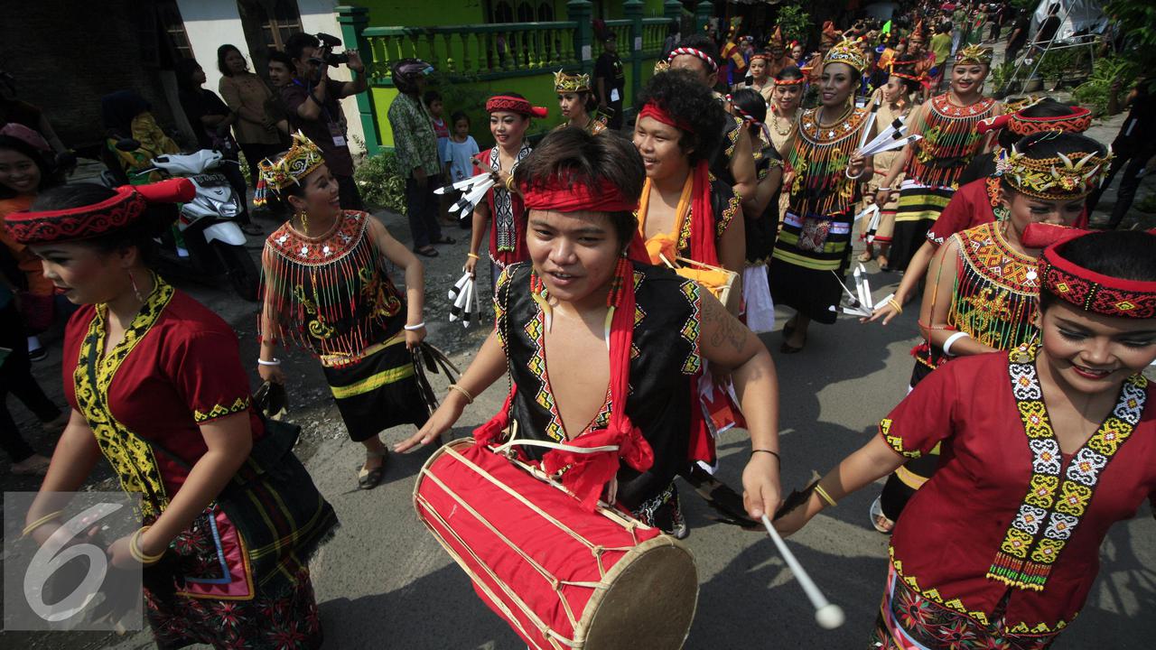 20160428- Karnaval Hari Tari Dunia di Surakarta- Boy Harjanto