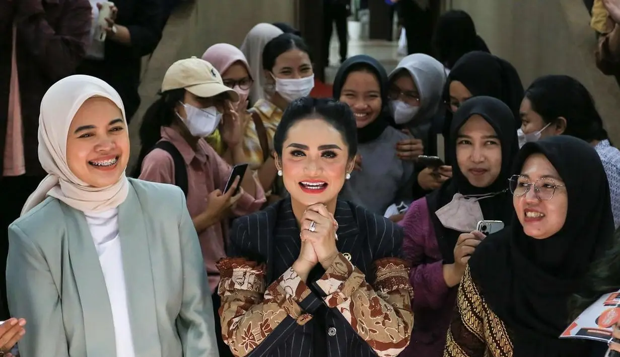 [Instagram/krisdayantilemos]