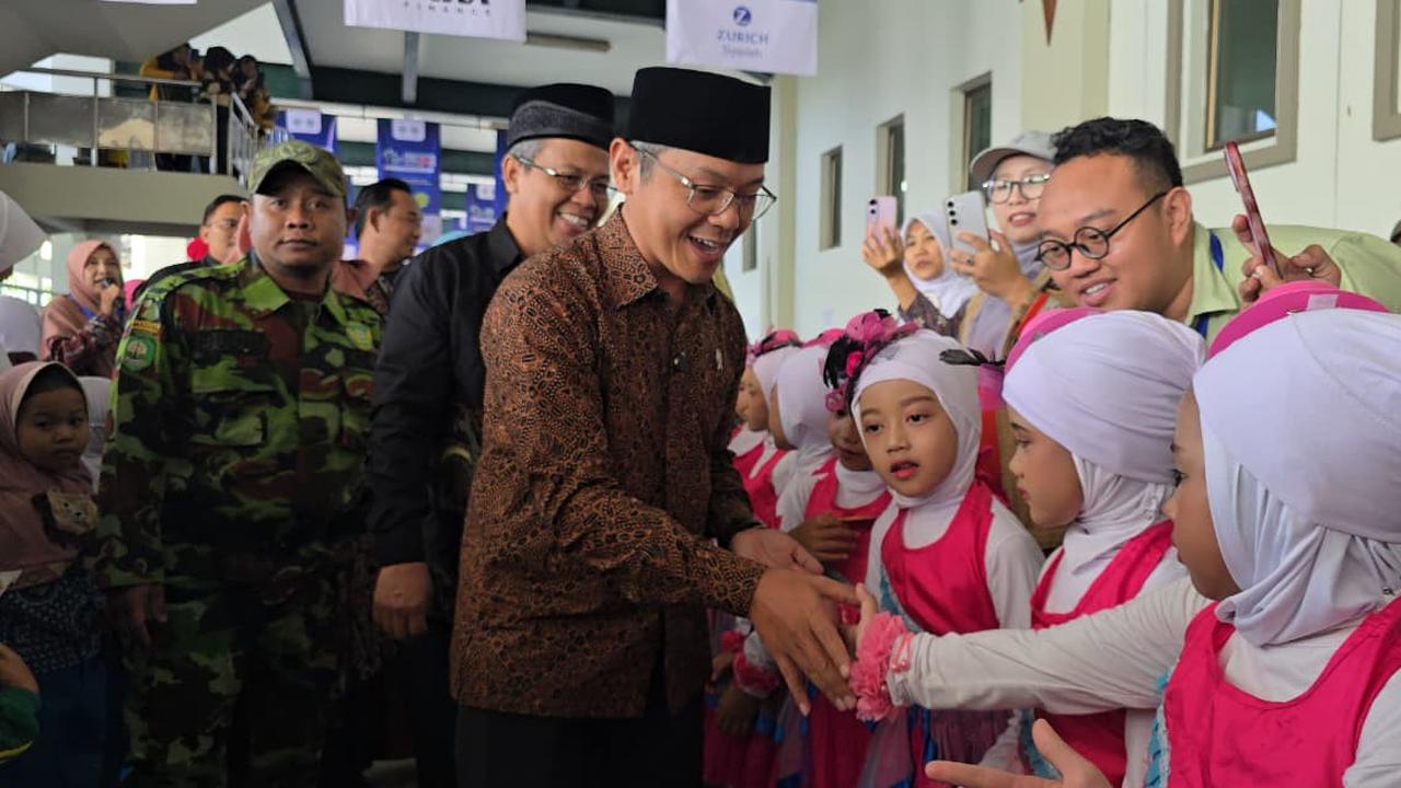 Hadapi Era Digital, Wamendikdasmen Fajar Riza Tekankan Pentingnya Parenting Kolaboratif