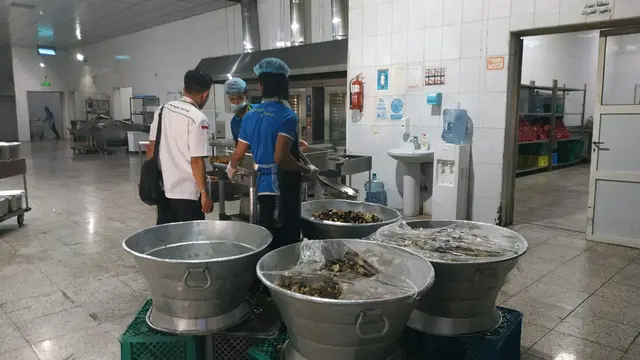 Dapur Katering Jemaah Haji Indonesia. Liputan6.com/Nurmayanti