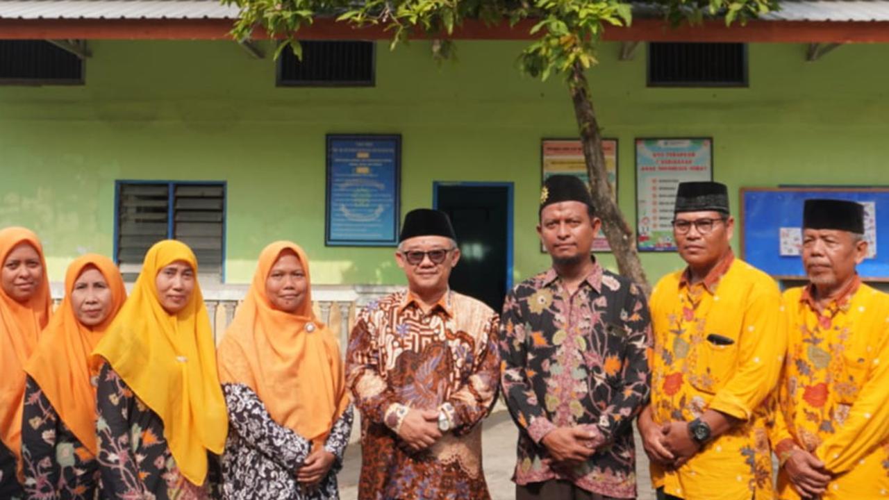 Menteri Pendidikan Dasar dan Menengah Abdul Mu'ti di Semarang