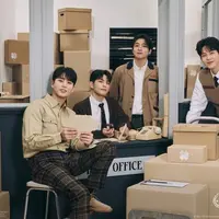 Potret DAY6 bersiap menyapa fans Indonesia bulan depan! (Dok. Foto Instagram @day6kilogram)