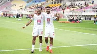 Aksi saudara kembar Yakob Sayuri (kiri) dan Yance Sayuri bersama Malut United di BRI Liga 1 2024/2025. (Dok. Malut United).