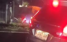 Duduk Perkara Mobil Dirusak Massa di Kebon Jeruk, Ternyata Ini Penyebabnya