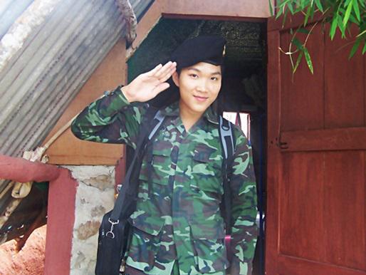 Esiichatekid saat masih menjadi tentara | Photo copyright Asiantown.net