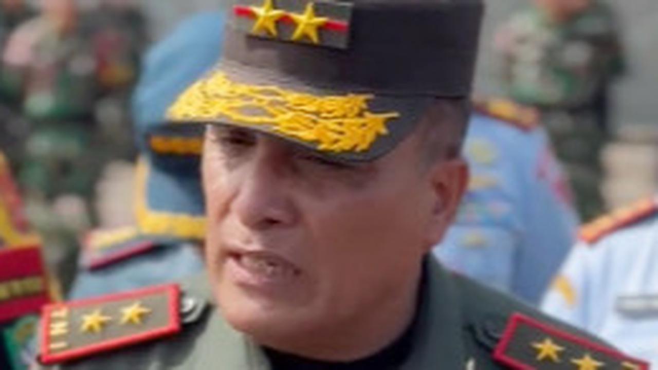 Jenderal TNI Sambut Kepulangan Pasukan dari Papua, Sosoknya Ramai Dibahas Netizen Mirip Eks Pangkostrad Edy Rahmayadi