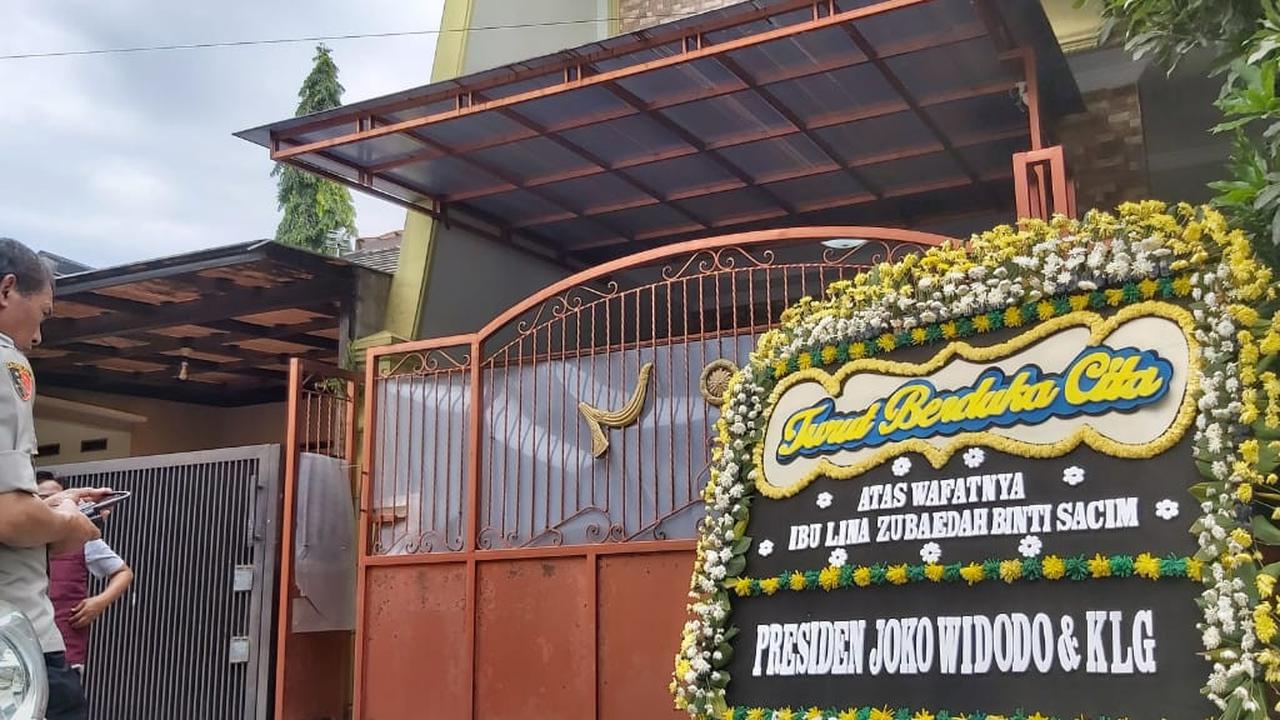 Olah TKP di Kediaman Lina