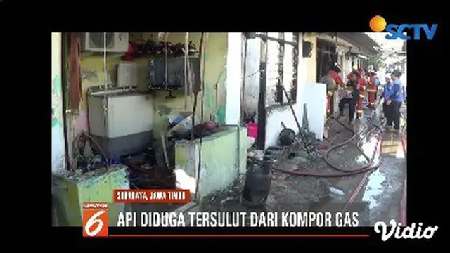 Asrama polisi di Tandes, Surabaya, hangus dilalap api diduga dari kompor gas yang lupa dimatikan.