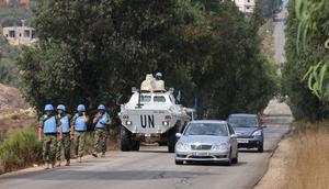 Pasukan Sementara PBB di Lebanon (UNIFIL) meningkatkan patroli pasca rerangan Israel di Lebanon. (JOSEPH EID/AFP)