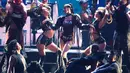 LISA BLACKPINK tampil membawakan lagu “SaWaDiKa” dalam ajang MTV Video Music Awards (VMAs) 2026 di Peacock Theater, Los Angeles, Amerika Serikat, Minggu (27/9/2026) waktu setempat. (AP Photo/Chris Pizzello)