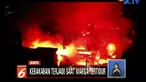 Meski api sudah bisa dipadamkan, hingga Minggu siang upaya pendinginan masih berlangsung.