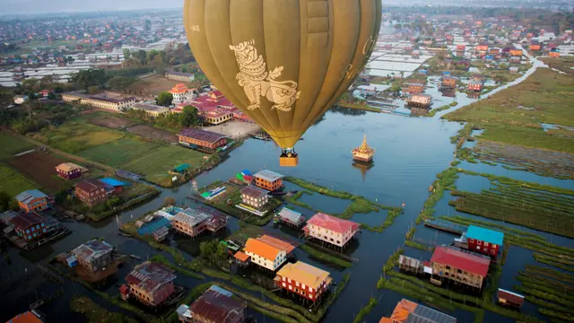 Melihat Kehidupan Masyarakat Kampung Terapung di Myanmar