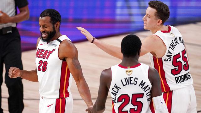 LA Lakers vs Miami Heat